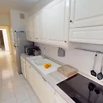 Grand 3p Centre Avec Terrasse, Parking Et Piscine - Fr-1-196-379 Menton