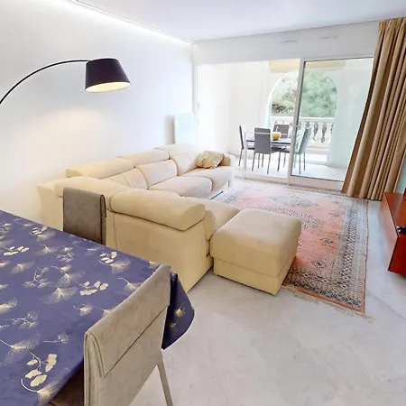 Grand 3p Centre Avec Terrasse, Parking Et Piscine - Fr-1-196-379