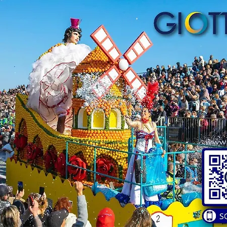 Grand 3p Centre Avec Terrasse, Parking Et Piscine - Fr-1-196-379 *